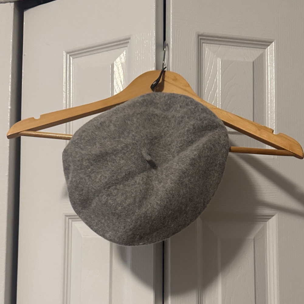 Banana Republic Gray Wool Beret
